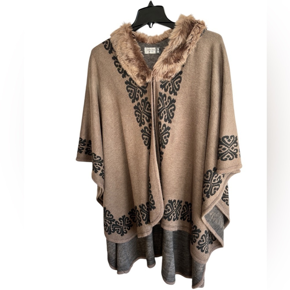 Poncho Cape Shaw Coat Ornate Women's Faux Fur Trim Brown Black One Size Classic - Picture 4 of 12